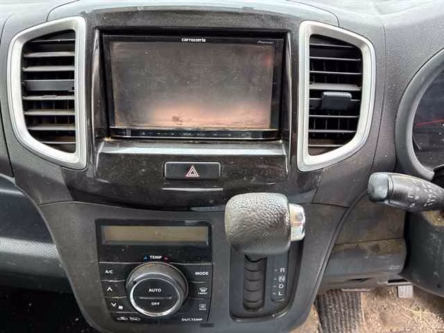 MITSUBISHI DELICA D:2