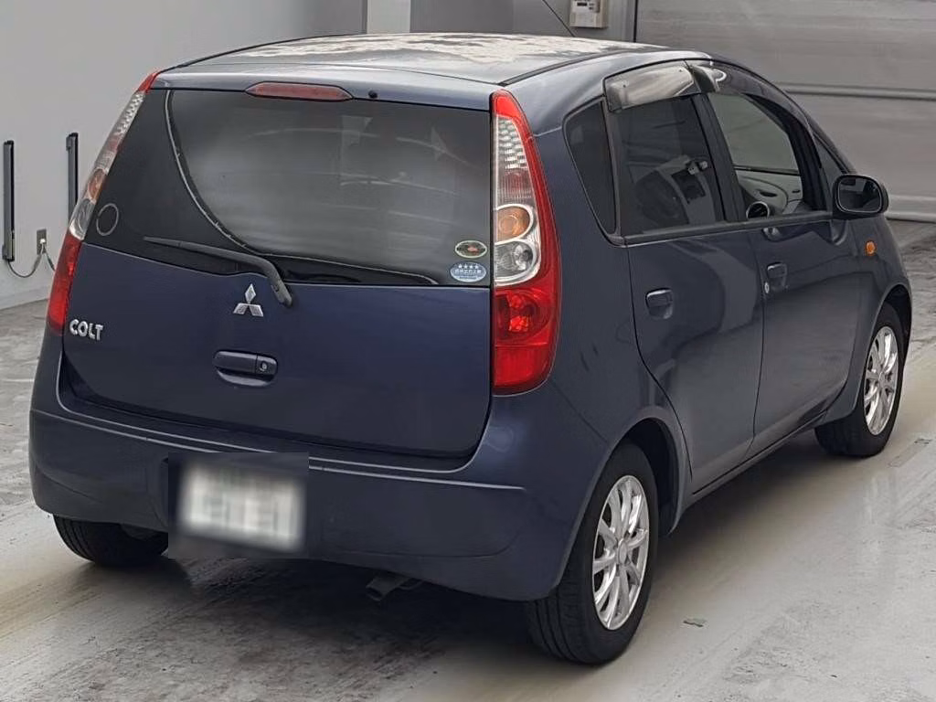 MITSUBISHI COLT
