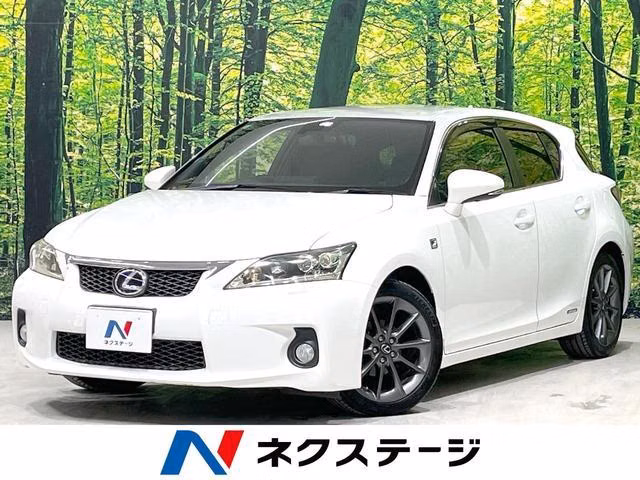 LEXUS CT200H