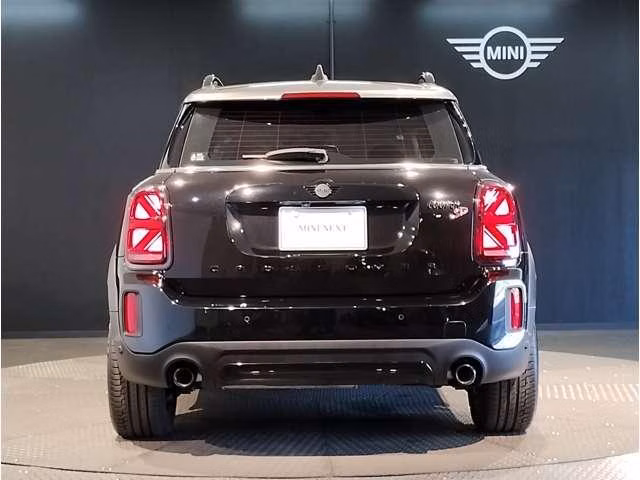 MINI CROSSOVER