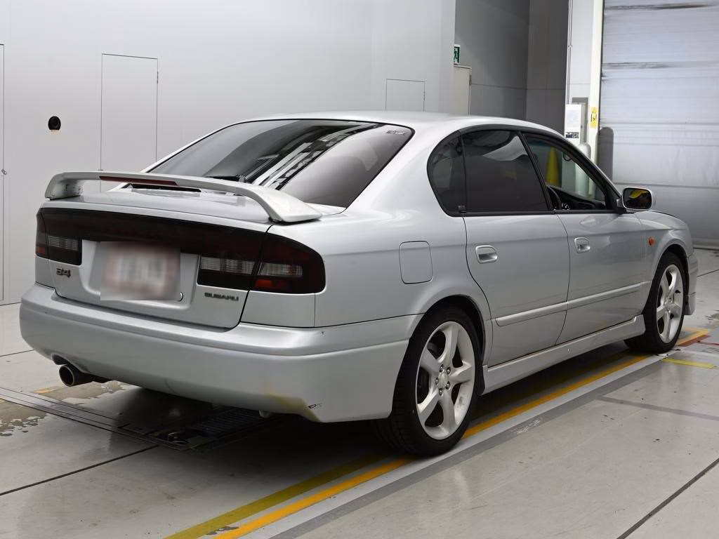 SUBARU LEGACY B4