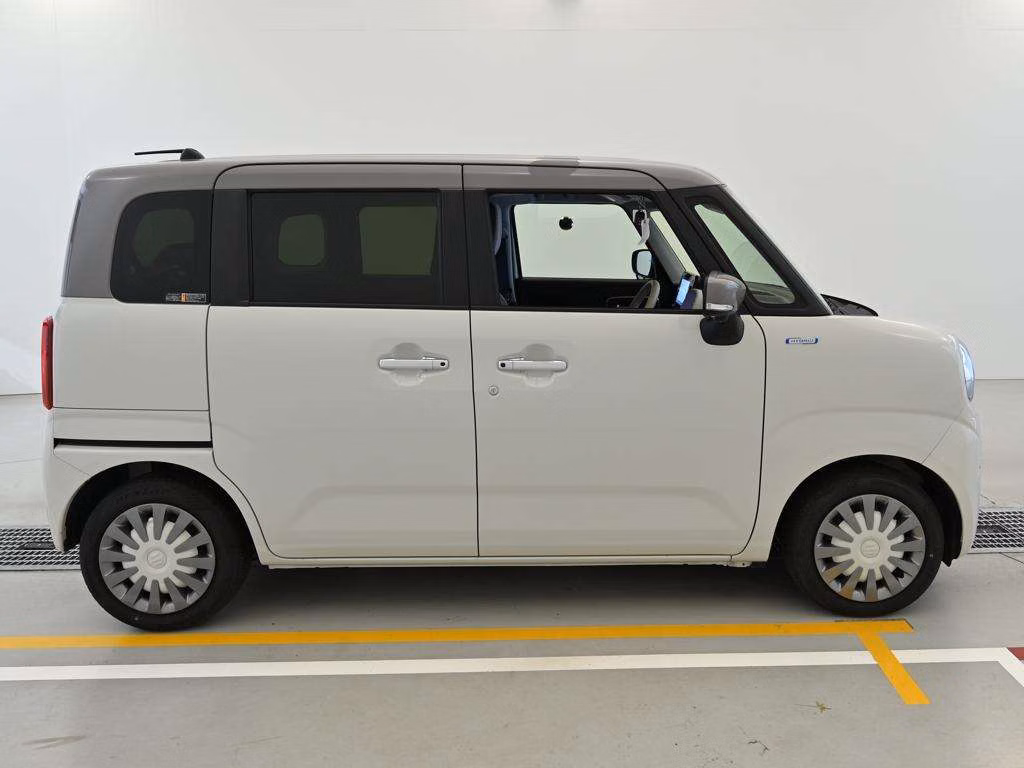 SUZUKI WAGON R SMILE