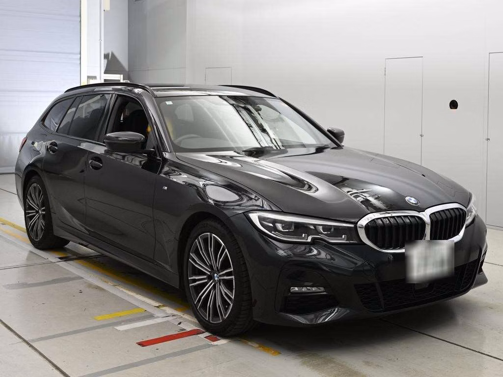 BMW 3-SERIES