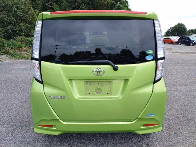 TOYOTA TANK