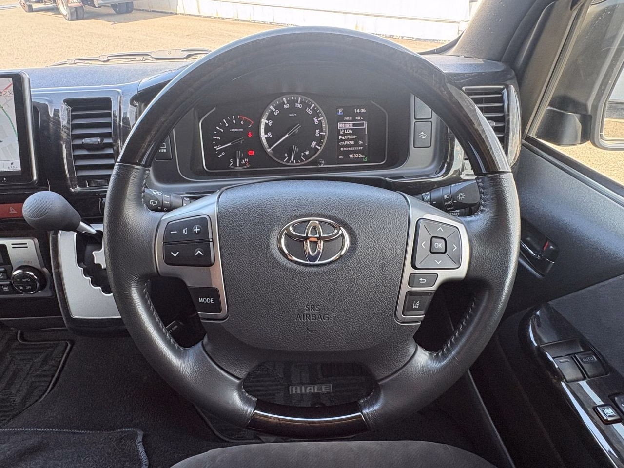 Toyota Hiace
