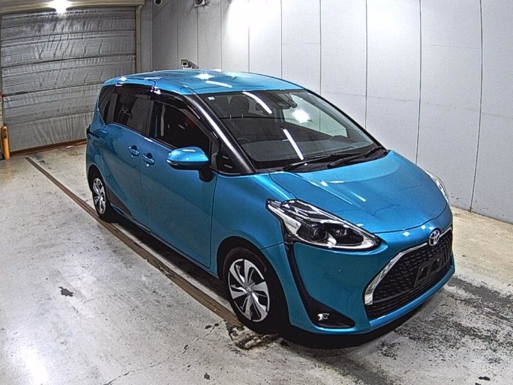 Toyota Sienta