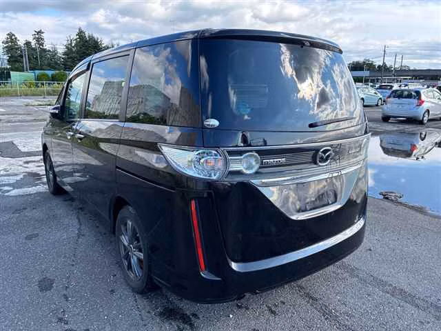 MAZDA BIANTE