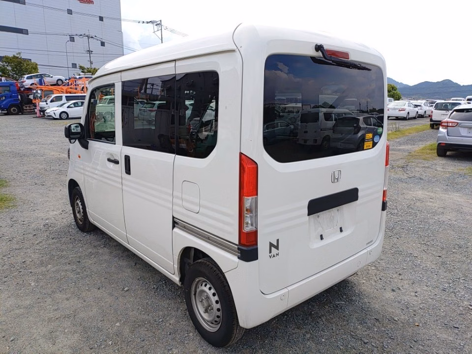 HONDA N-VAN