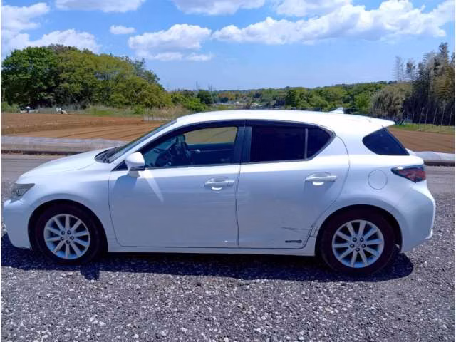 LEXUS CT200H