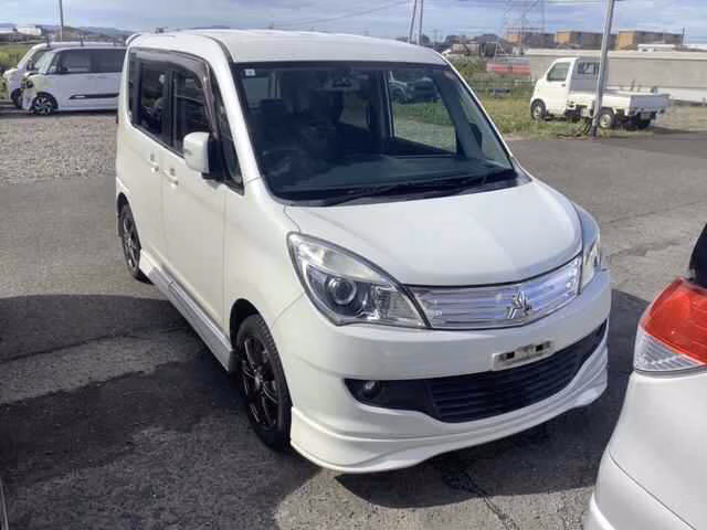 MITSUBISHI DELICA D:2