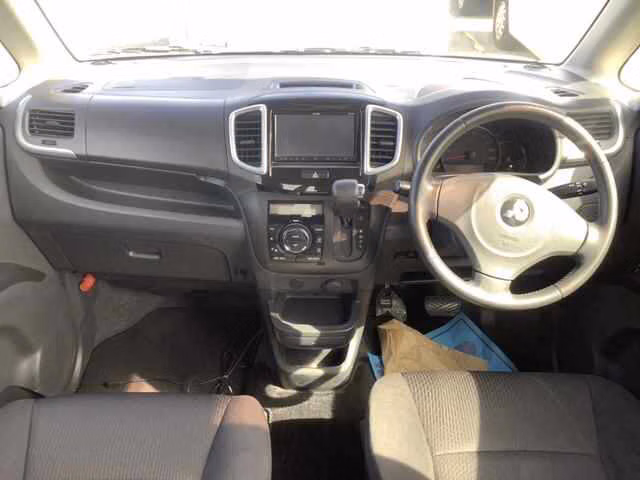 MITSUBISHI DELICA D:2