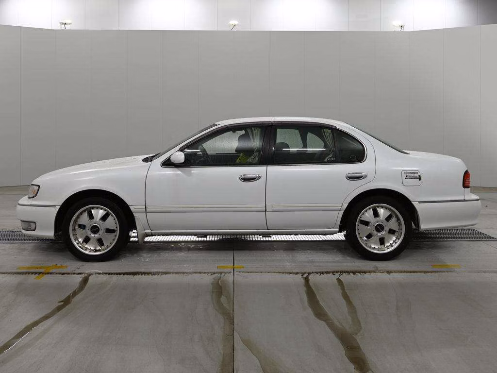 NISSAN CEFIRO