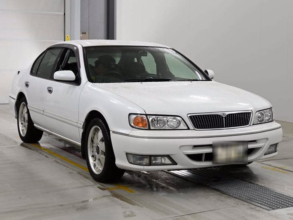 NISSAN CEFIRO