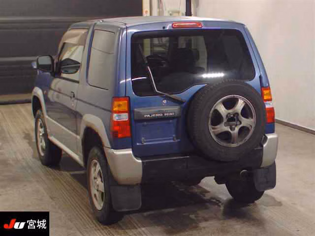 MITSUBISHI PAJERO MINI