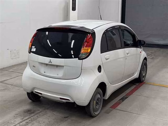 MITSUBISHI I