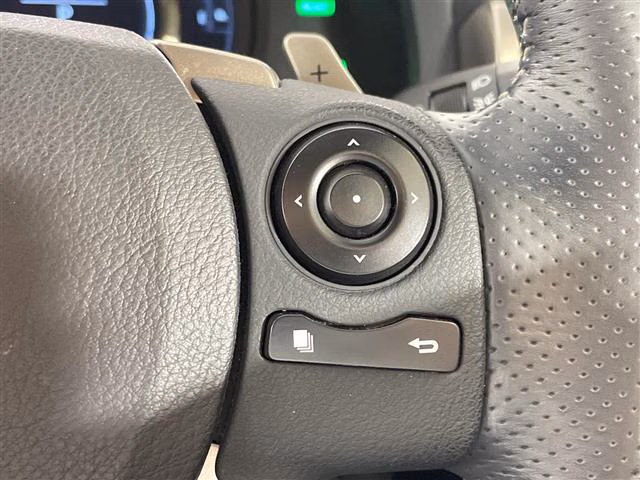 Lexus IS300h
