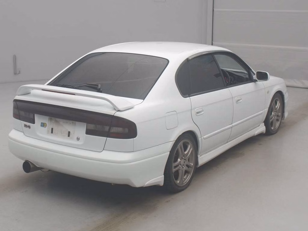 SUBARU LEGACY B4