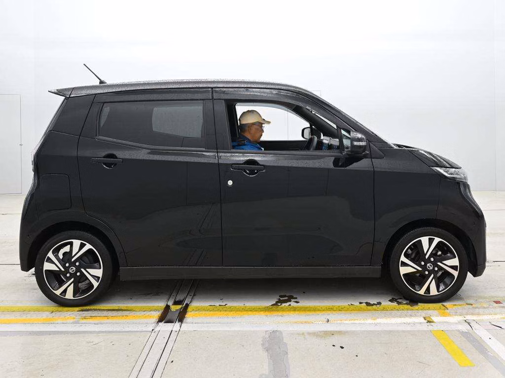 NISSAN SAKURA