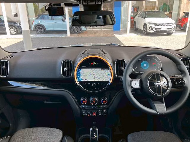 MINI CROSSOVER
