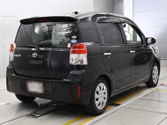 TOYOTA SPADE