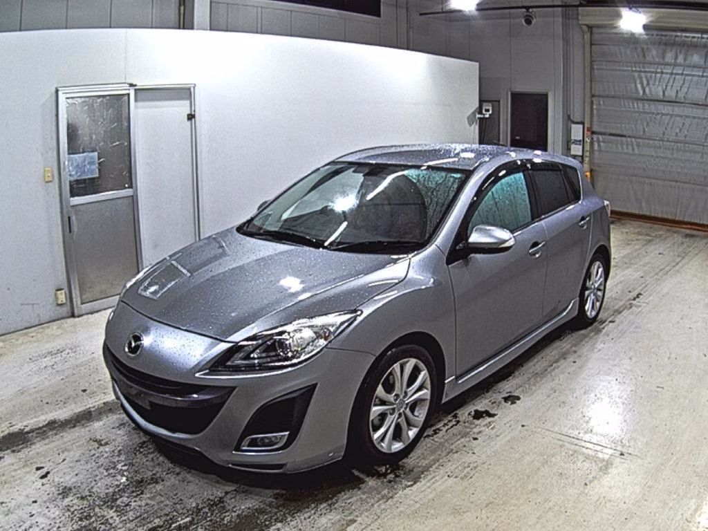 MAZDA AXELA