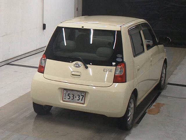 DAIHATSU ESSE