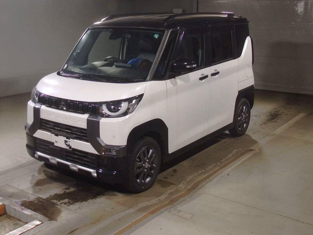 MITSUBISHI DELICA MINI