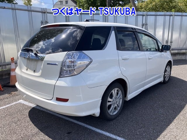 HONDA FIT SHUTTLE