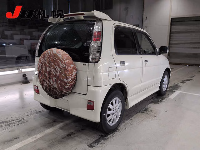 DAIHATSU TERIOS KID