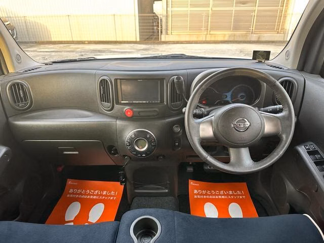 NISSAN CUBE