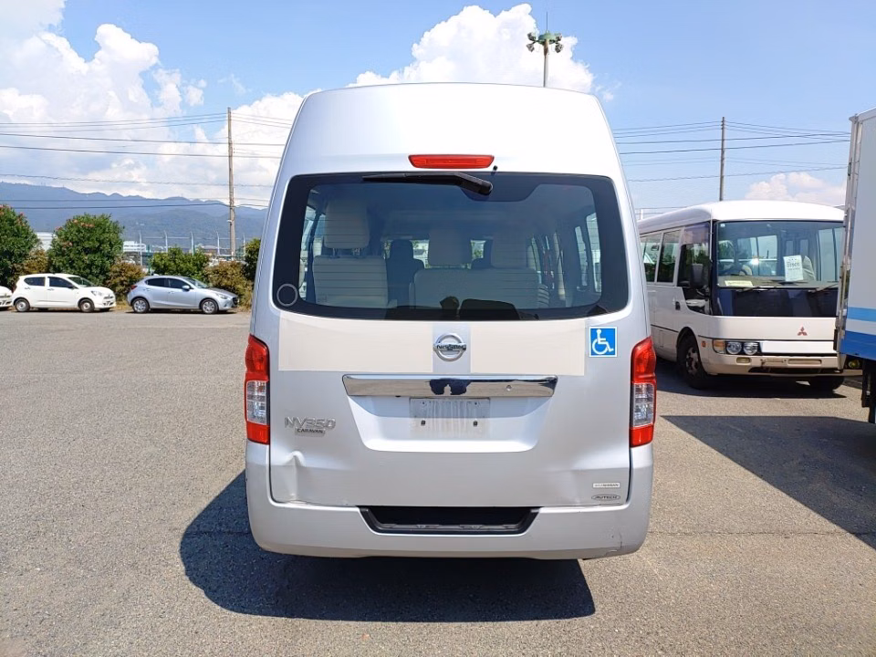 NISSAN NV350 CARAVAN