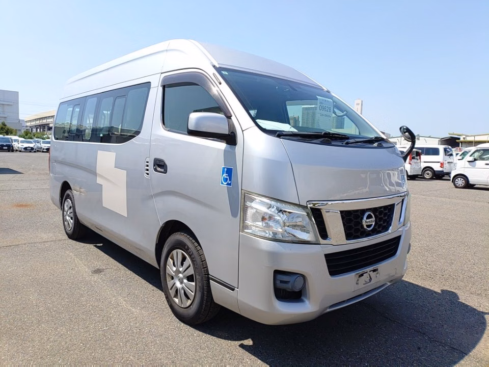 NISSAN NV350 CARAVAN