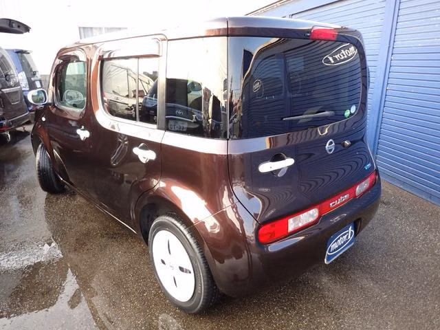NISSAN CUBE