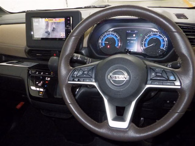 NISSAN ROOX