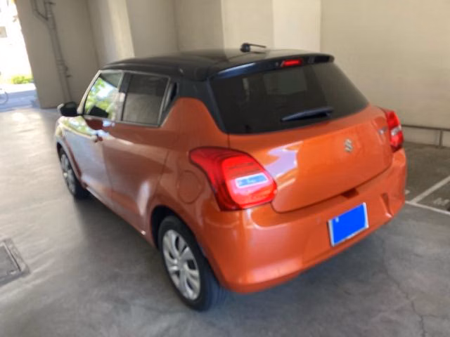 SUZUKI SWIFT