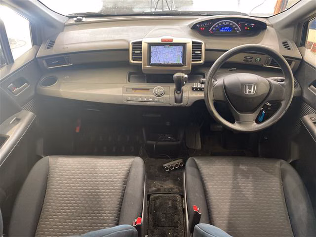 HONDA FREED SPIKE