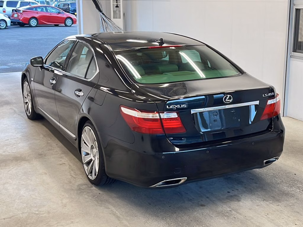 LEXUS LS460