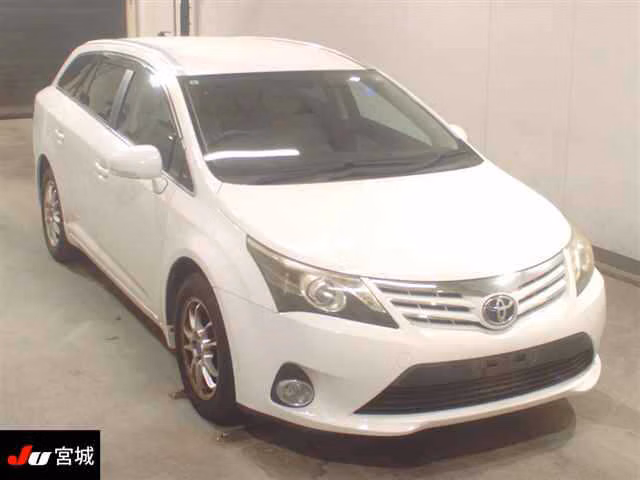 TOYOTA AVENSIS