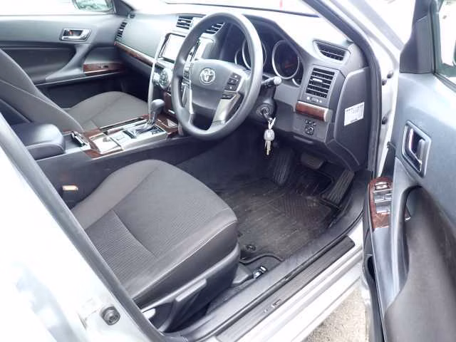 TOYOTA MARK X
