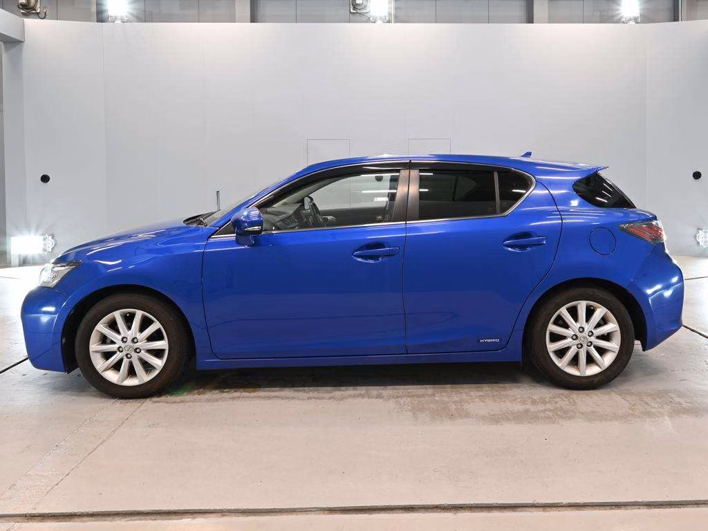 LEXUS CT200H