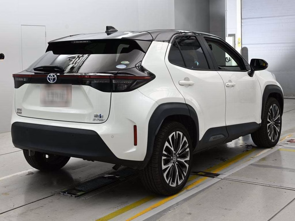 TOYOTA YARIS CROSS