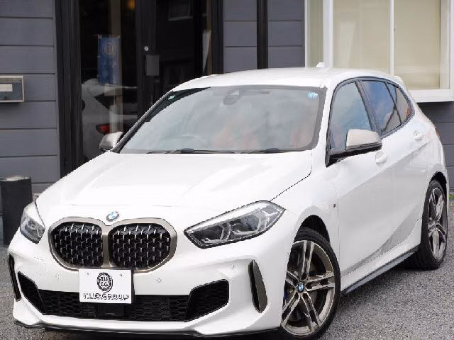 BMW 1-SERIES