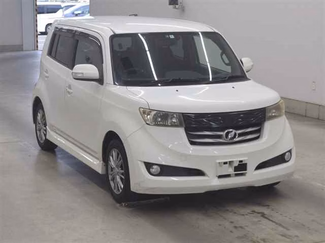 TOYOTA BB