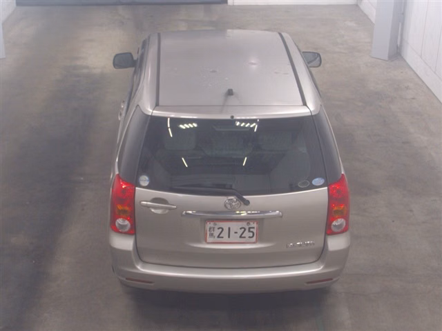 TOYOTA RAUM