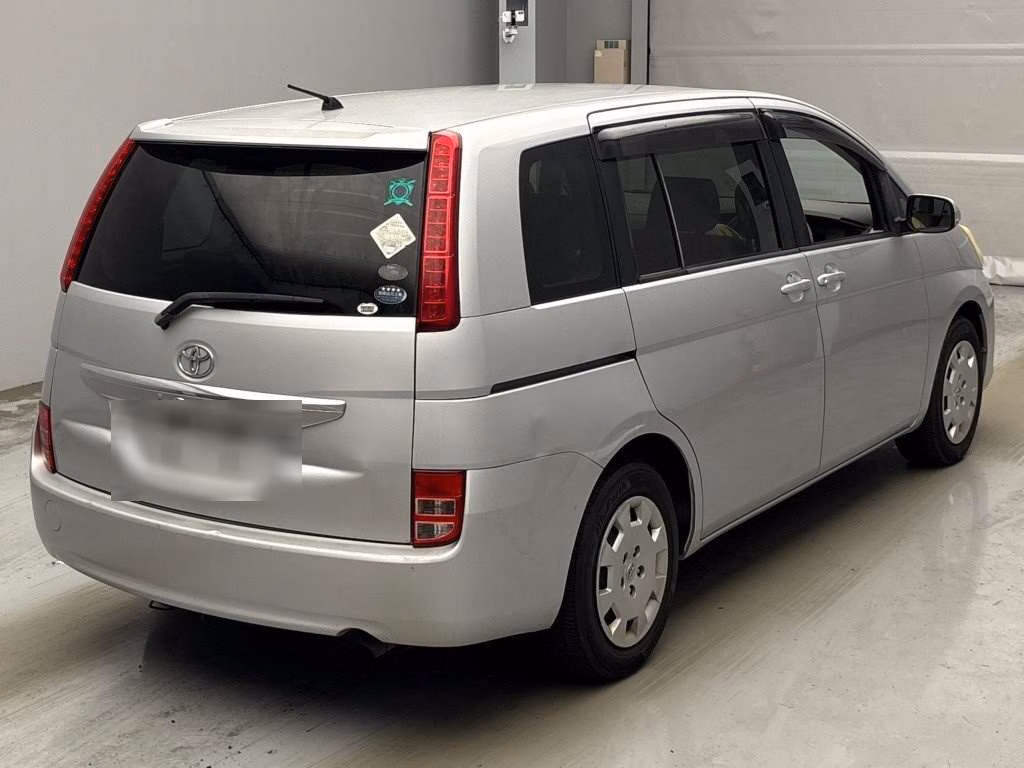 TOYOTA ISIS