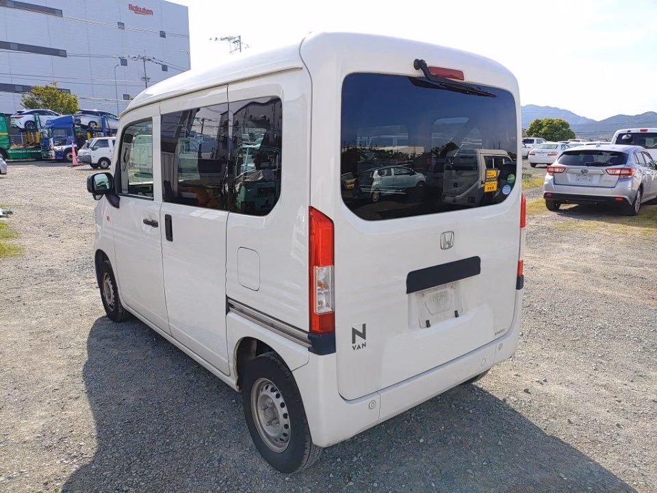 HONDA N-VAN