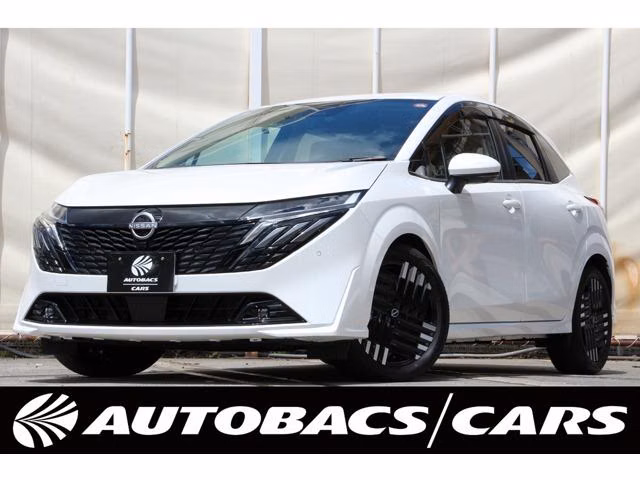Nissan Aura