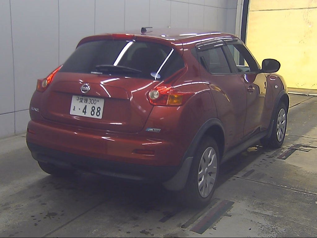 NISSAN JUKE