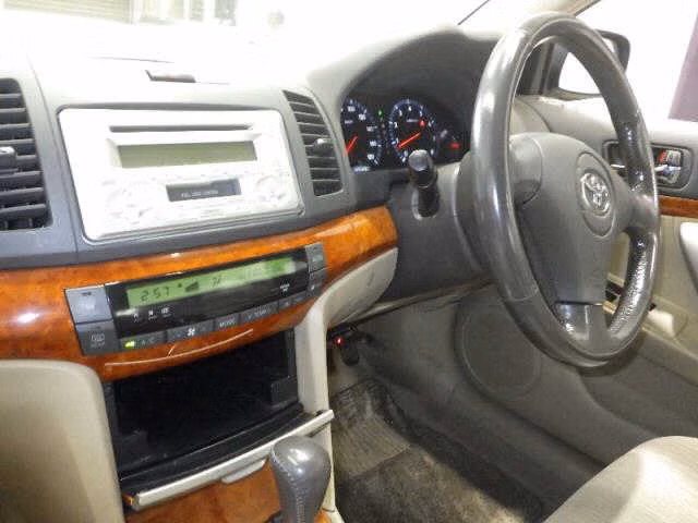 TOYOTA PREMIO