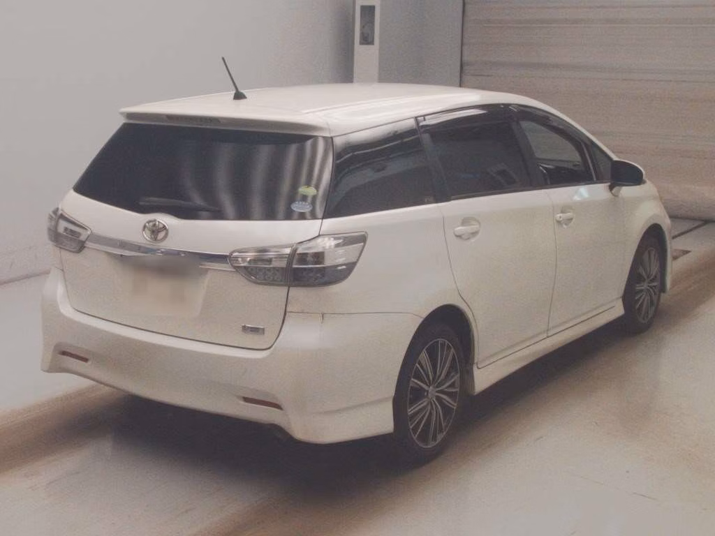 TOYOTA WISH